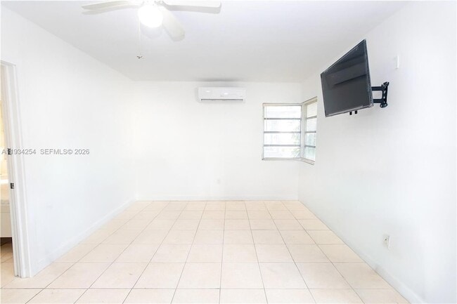 Building Photo - 1840 Fillmore St