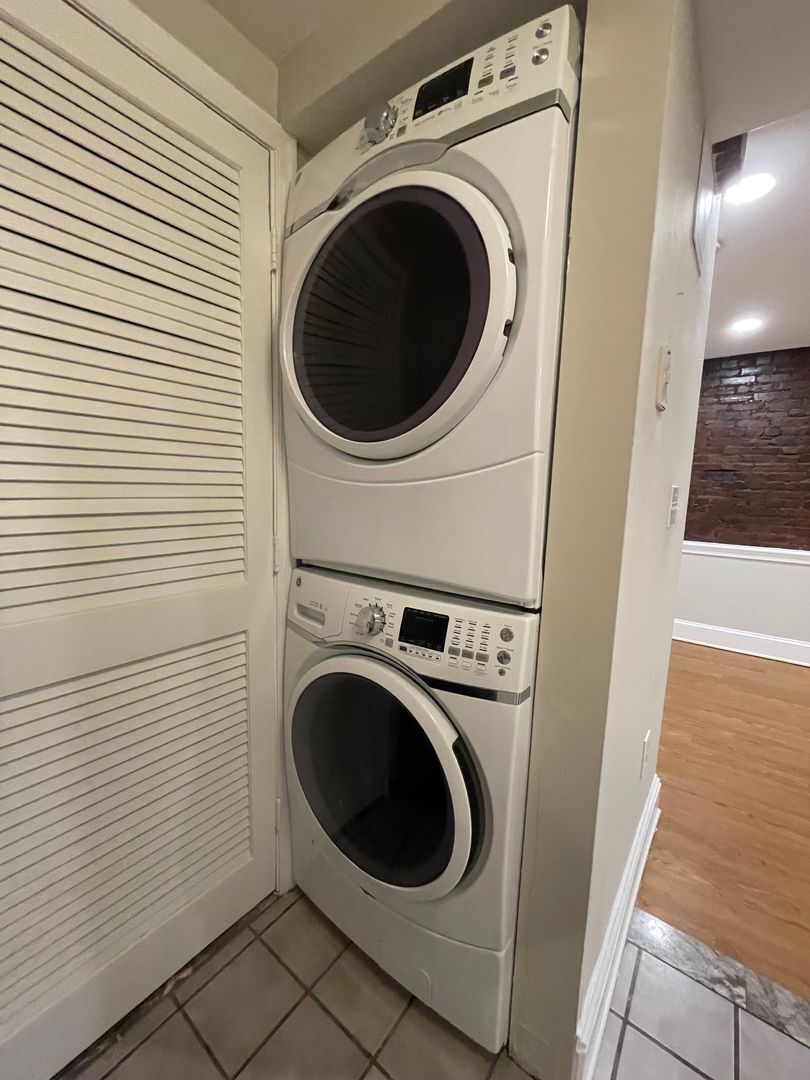 Building Photo - 1755 Church St NW