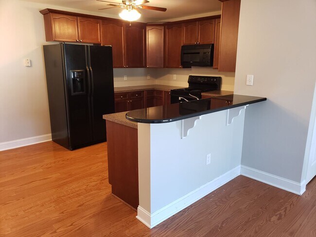 Building Photo - 4732 Tatton Park Cir