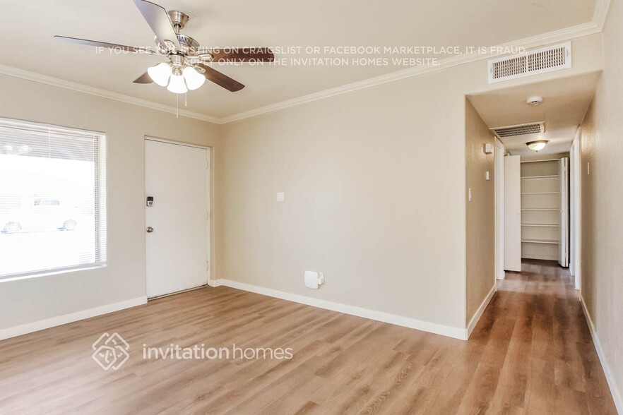 Building Photo - 18232 N 33rd Dr