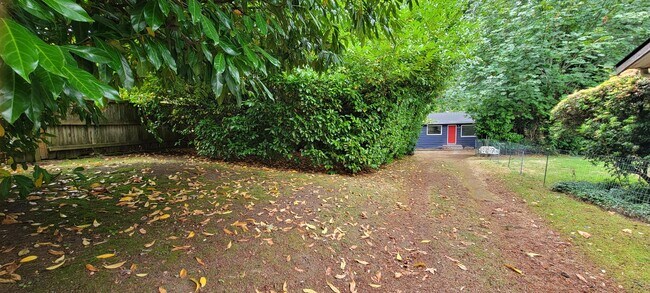 Building Photo - 1 Bedroom 1 Bath Cottage
