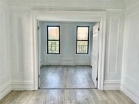 Building Photo - 3064 Albany Crescent