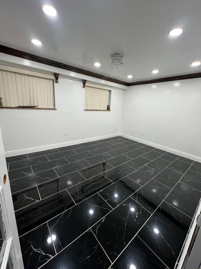Building Photo - 43309 Westview Dr