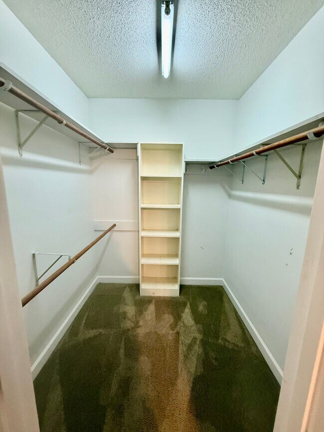 Building Photo - Three bedroom, 2 bath house in Gibsonville