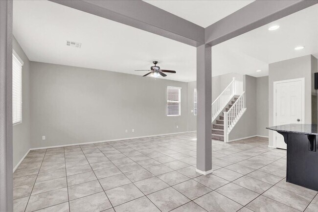 Building Photo - Immaculate 3 Bed / 2.5 Bath Home for Lease...