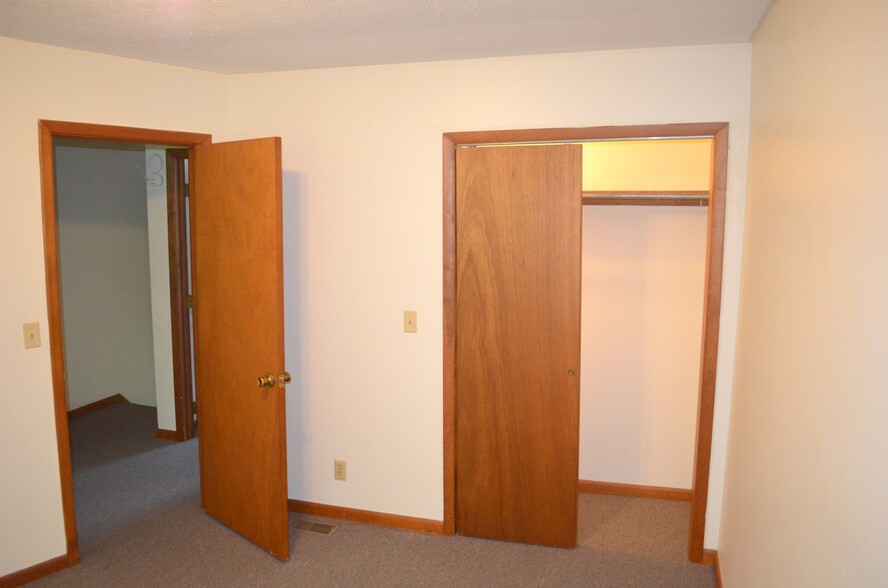 Building Photo - 6300 Ervin Rd