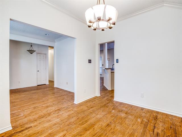 Building Photo - 4806 Highlands Dr