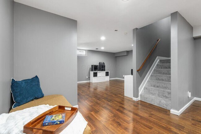 Building Photo - 1255 Jensen Park Dr
