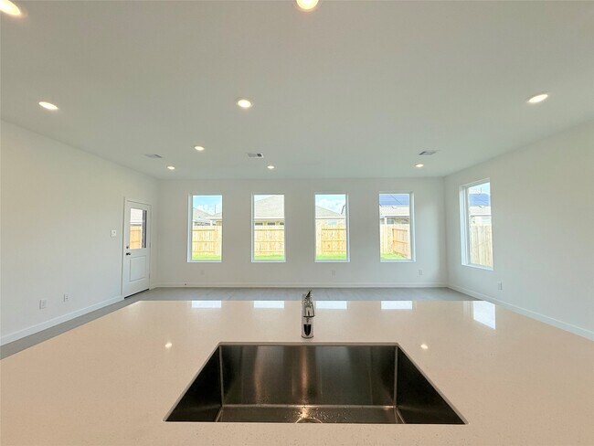 Building Photo - 16538 Mesquite Fld Dr