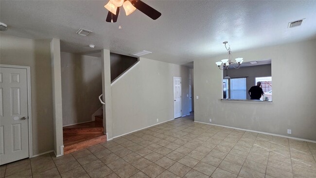 Building Photo - 9702 Coyote Creek Dr