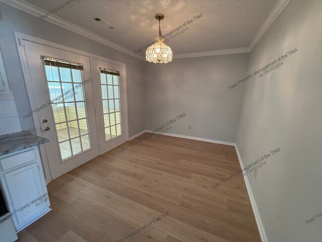 Building Photo - 127 Edgedale Ct