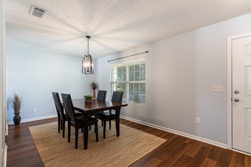 Dining Room - 3636 Blaze Dr