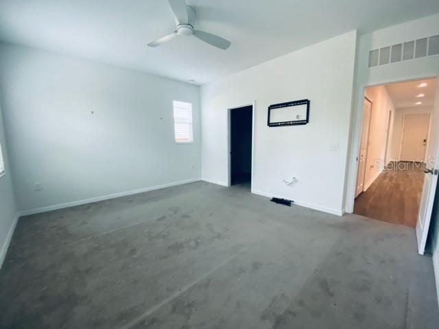 Building Photo - 1325 James Ave S