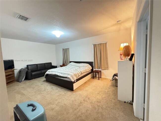 Building Photo - 29380 SW 143rd Pl