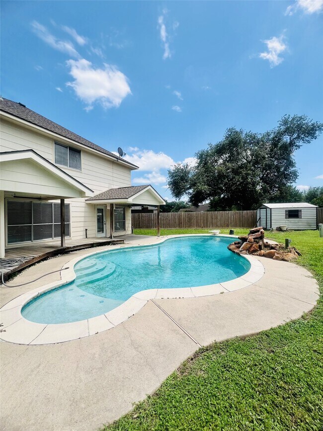 Building Photo - 8511 Nashwood Ct
