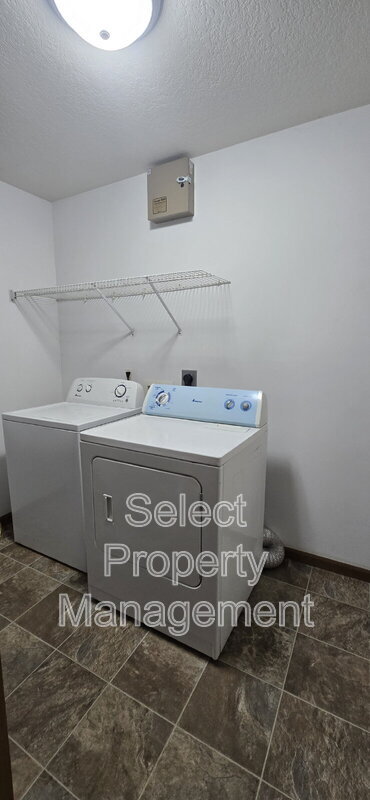 Building Photo - 4022 Kimberwick Pl