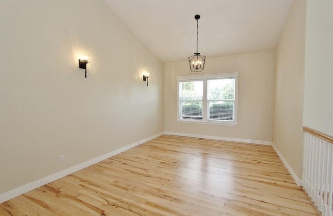 Building Photo - 4109 E Man O War Dr