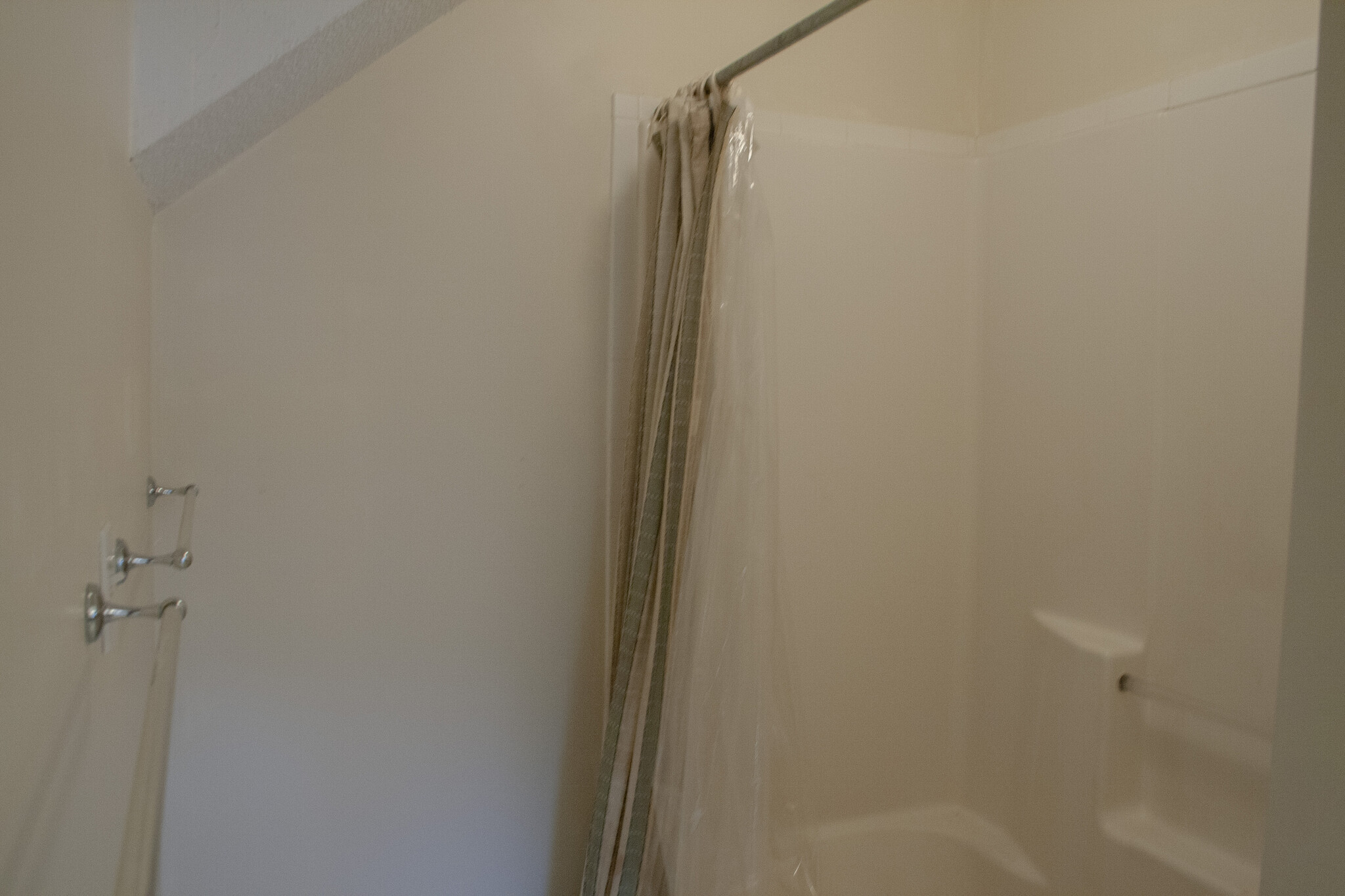 Upstairs Bathroom - 237 Yale Rd