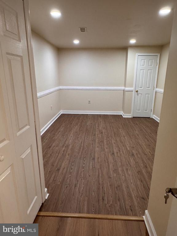 Building Photo - 14789 Edison Ct