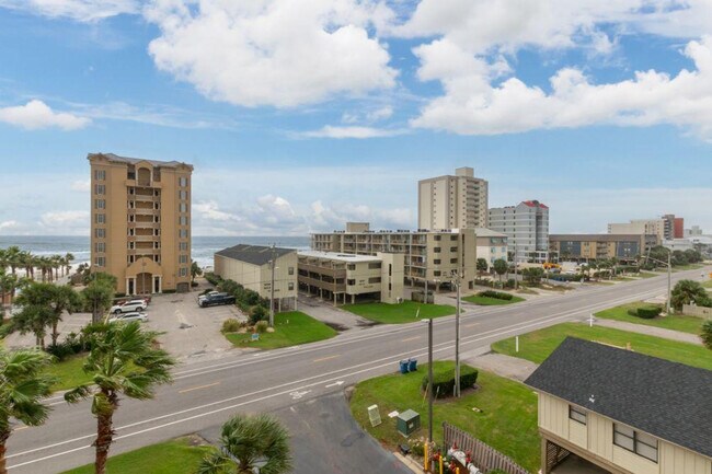 Building Photo - 1010 W Beach Blvd