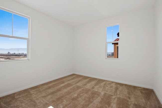 Building Photo - 16435 Globetrotter Ave
