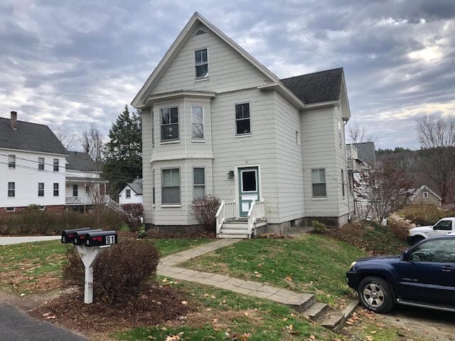 Nice corner lot in Wilton - 91 Maple St