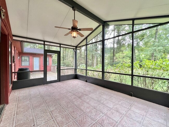 Building Photo - Fabulous house in Avondale on the East side of Tallahassee