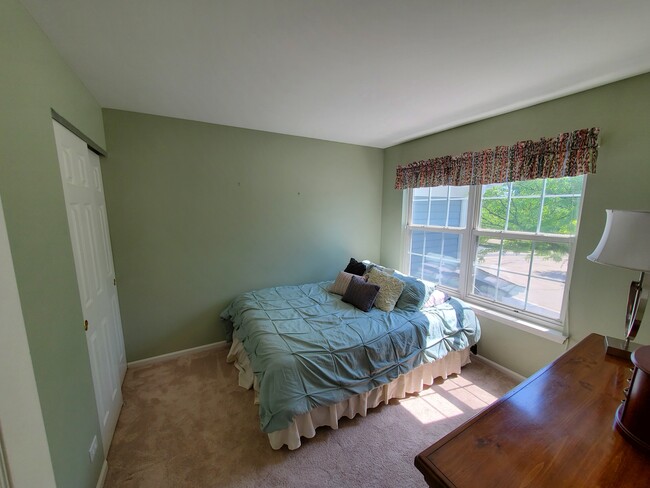 Building Photo - 179 Holmes Way