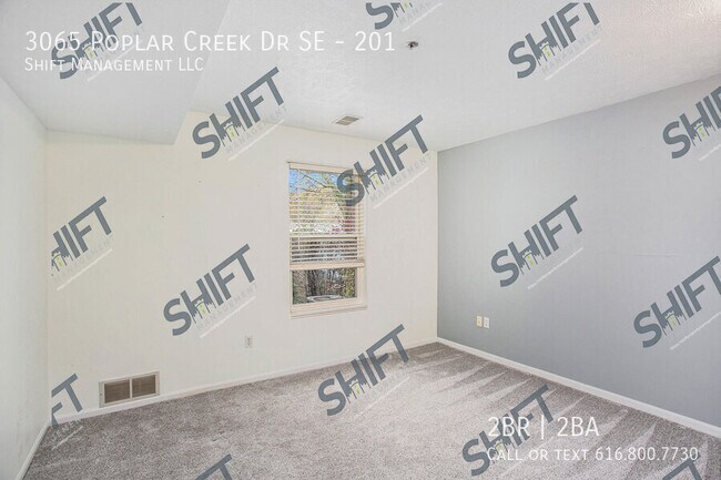 Building Photo - 3065 Poplar Creek Dr SE