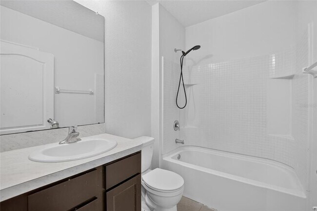 Building Photo - 16441 Treasure Point Dr