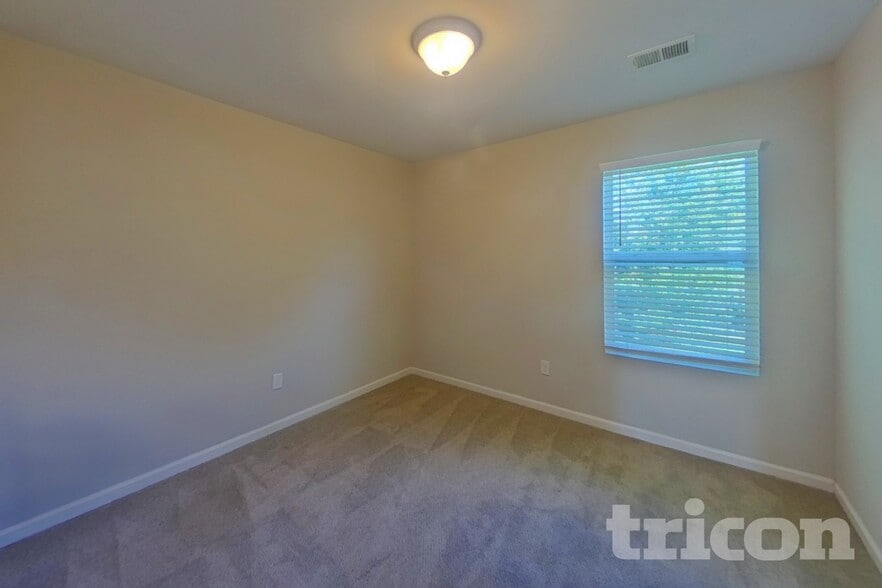 Building Photo - 312 Winston Ln