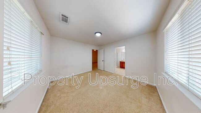 Building Photo - 3720 Silvario Ct