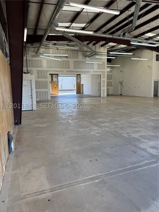 Building Photo - 428 N Curry St