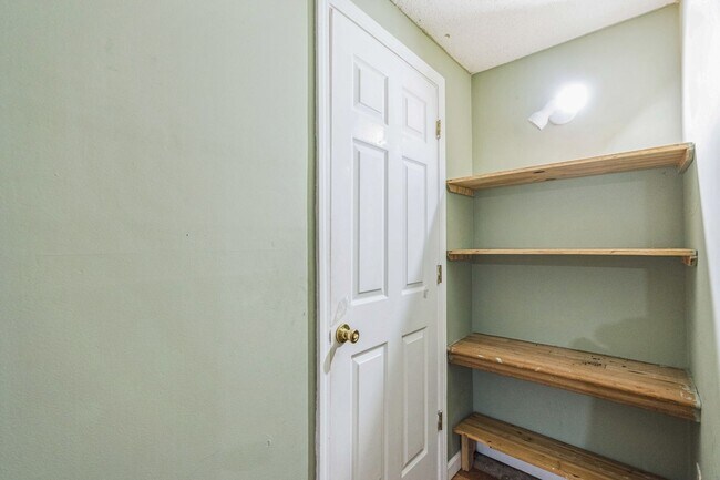 Building Photo - Charming 4BR House in Douglasville