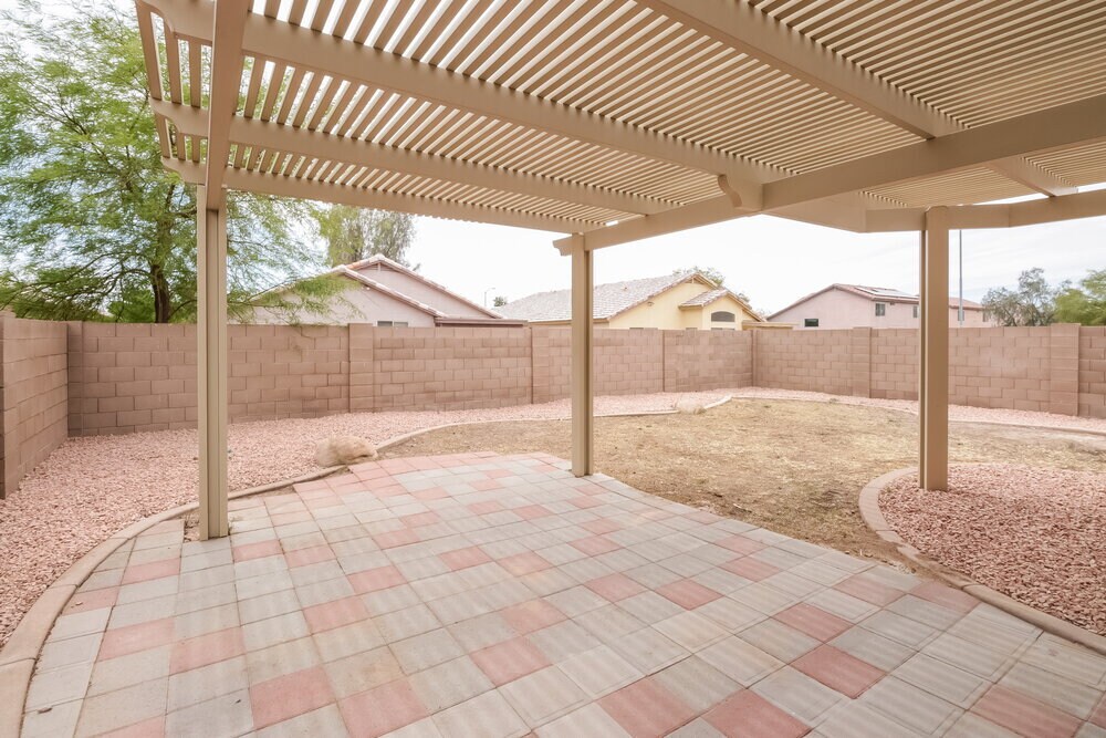 Building Photo - 15843 W Woodlands Ave