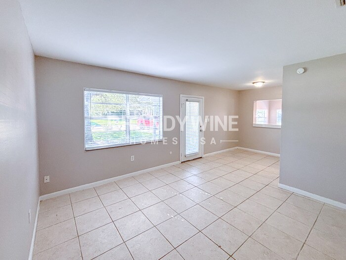 Building Photo - 6028 Flora Terrace