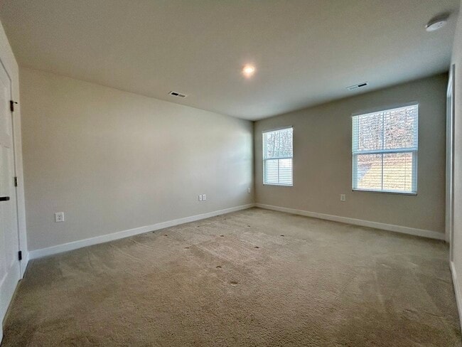 Building Photo - 5427 Hughesdale Dr