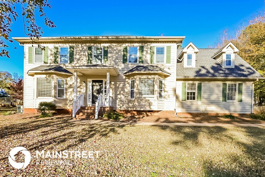 Primary Photo - 310 Lakefront Dr