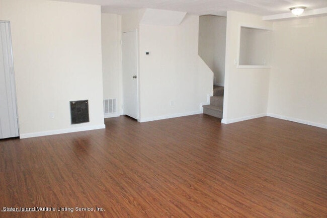 Building Photo - 460 Windham Loop