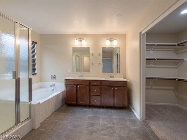 Building Photo - 208 Rocky Basin St