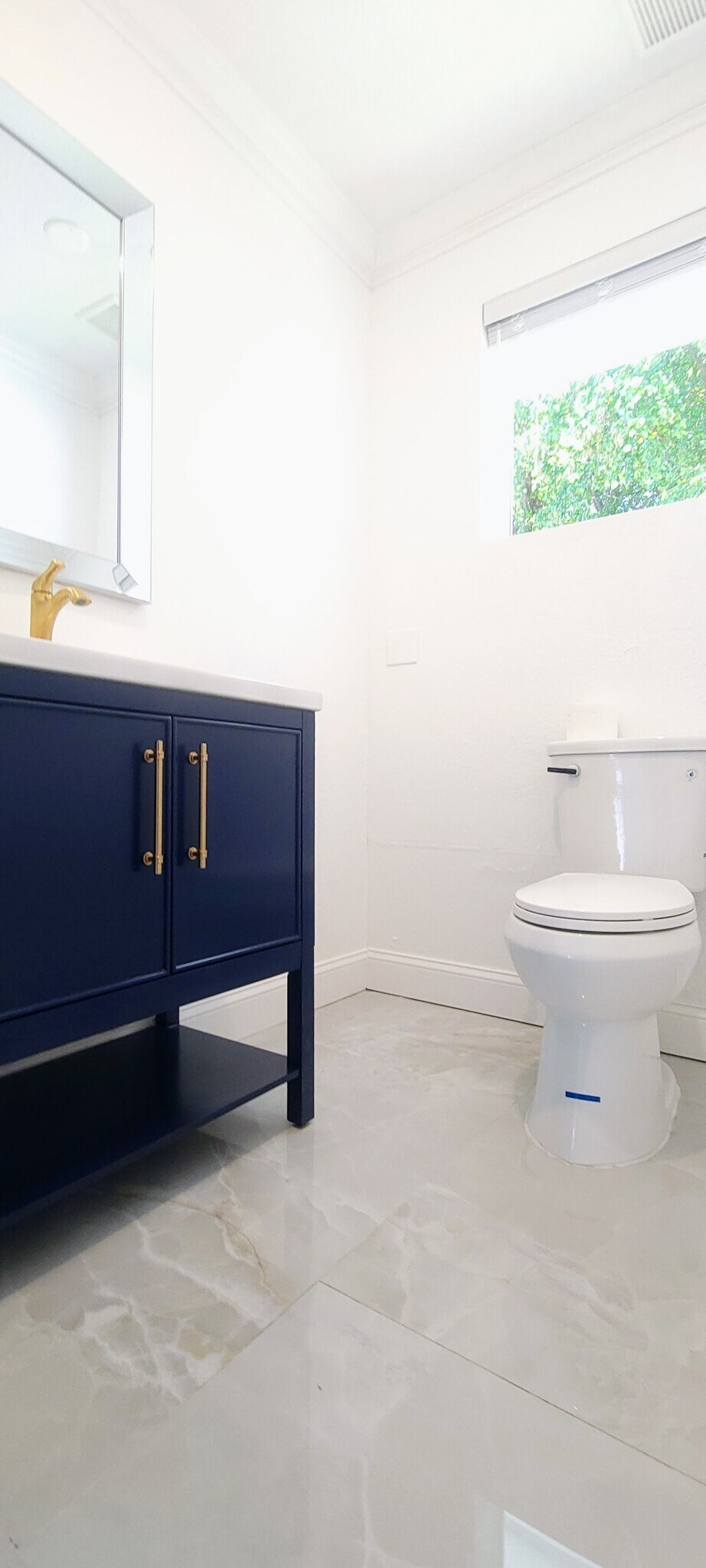 Building Photo - 1400 SE 8th Ave