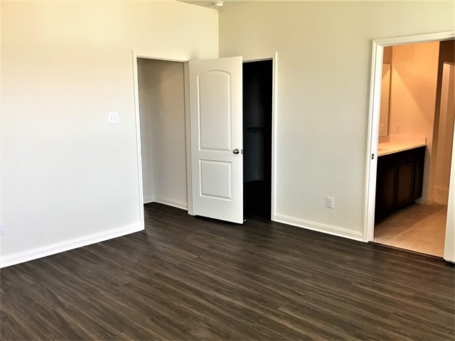 Building Photo - 6012 Ruby Falls Ln
