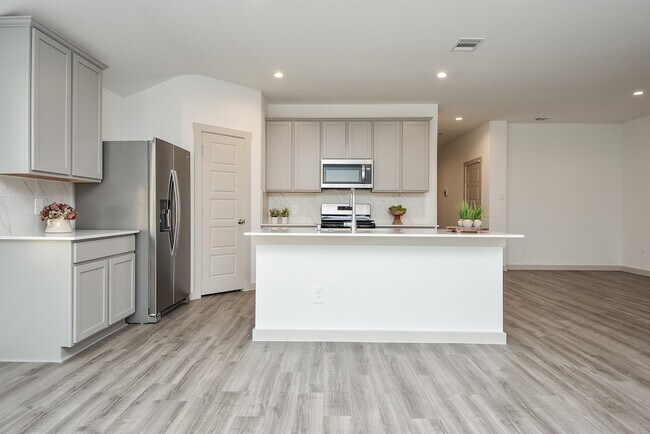 Building Photo - 7827 Sleek Flock Ln