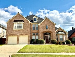 Building Photo - 525 Salisbury Dr