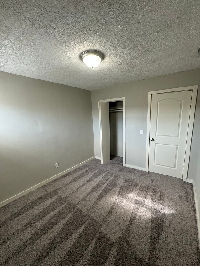 Building Photo - 1956 S 8th St