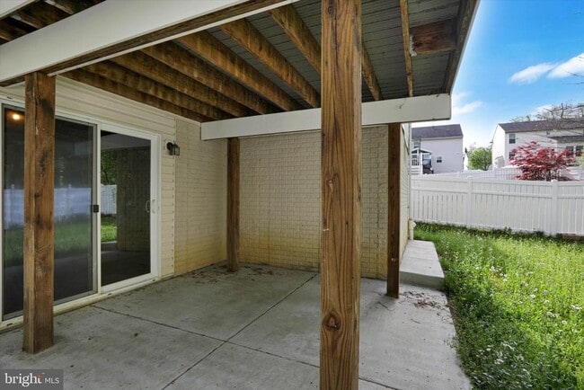 Building Photo - 6981 Linden Ave