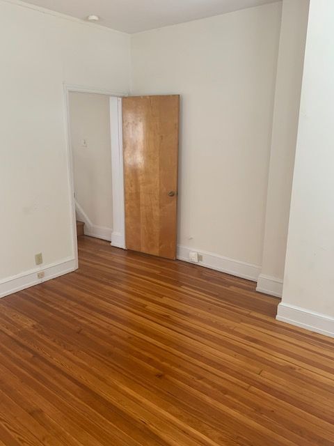 Building Photo - 815 Tremont Ave