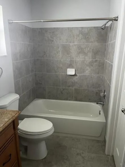 Building Photo - 1901 SW 14th Ave