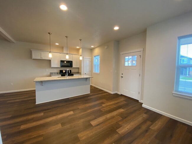 Building Photo - NEW CONSTRUCTION AT THE GLEANNS AT BARBERRY!