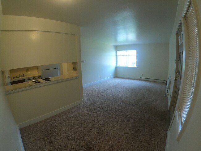 Building Photo - Affordable Condo in Martin Acres, No pet rent